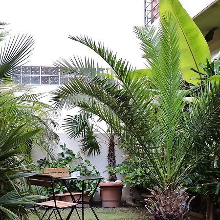 Luxurious Loft With Garden Lägenhet Aten Exteriör bild