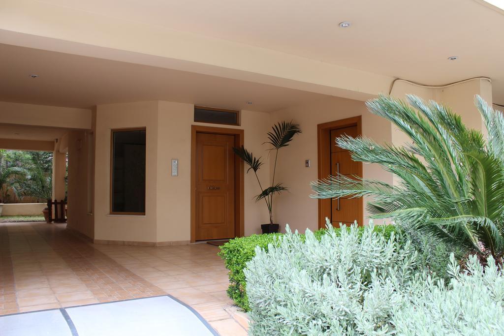 Luxurious Loft With Garden Lägenhet Aten Exteriör bild